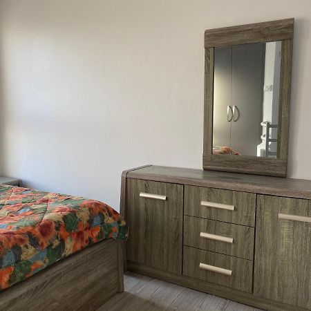 Cosy Apartment In The Heart Of Kato Pafos Exterior foto